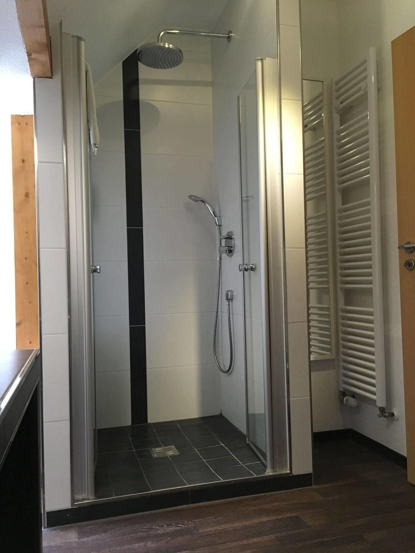 טרייר Schroeders Stadtwaldhotel מראה חיצוני תמונה